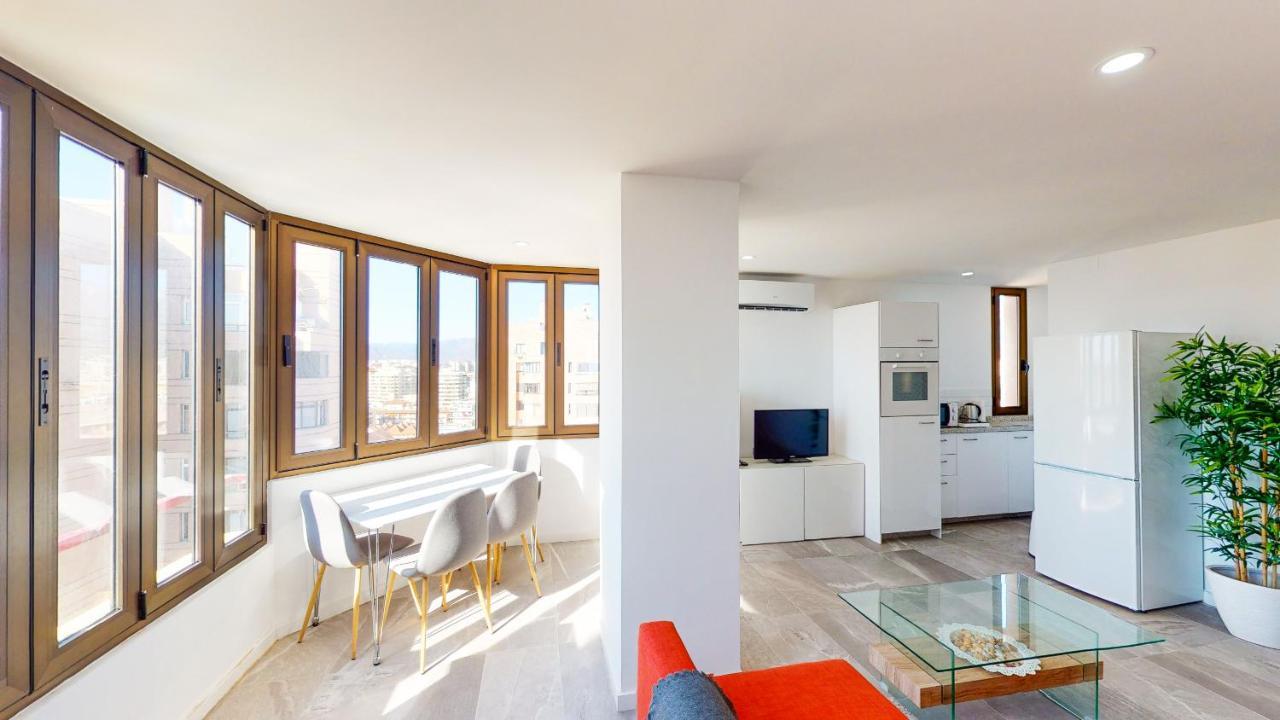 Las Palmeras - Best Location Cozy Apartment 푸엔히롤라 외부 사진